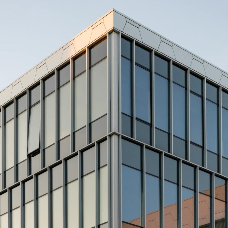 slide_003